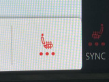 ◆シートヒーター『三段階で強弱の調節が可能なシートヒーティング機能を装備しております。季節によっては欠かすことのできないポイントの高い装備ではないでしょうか。』