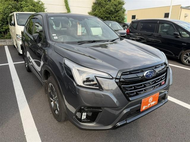 フォレスター 1.8 STI スポーツ 4WD