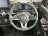 【ステアリングスイッチ】運転中、前方から目線をそらすことなく、オーディオ等の操作が可能な便利機能!安心&快適なドライブを演出してくれます♪