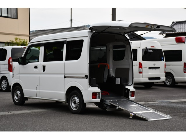 エブリイ ウィズ 車いす移動車 助手席側リアシート付 