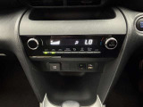 オートエアコンなので好きな温度を設定することで車内をいつでも快適に保てます。