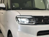 LEDヘッドライトです。デザイン性がよくとても明るいので、夜間の走行や悪天候でも安心です。しかも長寿命!