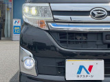 【LEDヘッドライト】悪天候や夜間走行時も良好な視界を確保し安心して運転できる高輝度LEDヘッドライトを装備!点灯速度が早く、消費電力も抑えられています。