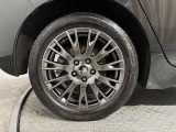 タイヤサイズは215/50R17です☆