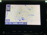 充実のオーディオ&ビジュアル機能にセンター通信型コネクティッドナビにも対応。詳細は販売店スタッフまでおたずねください。