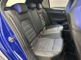 ナンバー付きの車両は公道試乗可能です(登録済未使用車など一部除く)。また、取り回しの確認など、広い場内でご試乗も可能です。お気軽に申し付けください。