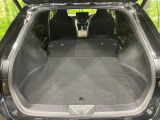 後席を格納すると、これだけの広さが!シーンに合わせたシートアレンジで、大きな荷物も積むことが出来ます♪