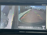 左サイドカメラとフロントカメラ運転席から死角となりやすい車両左前部分や前方部分もバッチリ見えます♪