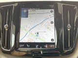 【9インチタッチスクリーン純正HDDナビ】「Apple Car Play」「Android Auto」対応のボルボ先進ナビゲーション「SENSUS」。最新地図データへ無料更新してお渡しします。
