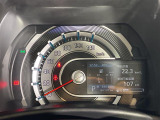 【スピードメーター】メーターがシンプルで見やすく運転しやすいですね!