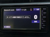 CD・ブルートゥースを使用することができます。