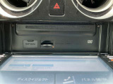 日産純正メモリーナビ・フルセグTV・ブルートゥースオーディオ・ミュジックサーバー・DVD再生などの機能付き!!