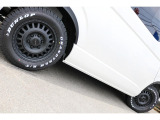 【新車/新型】ハイエースワゴンGLガソリン4WD内装架装familiar