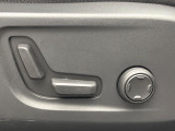【パワーシート】スイッチ一つで簡単にシート位置の微調整が可能!電動だから力もいりません!自分に最適なシートポジションにセットして、快適なドライブをお楽しみください。