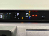 TFTカラ-マルチインフォメ-ションディスプレイ4.2インチの液晶画面に、安全・安心のコンテンツやオ-トエアコンのステ-タスなど、さまざまな運転情報を表示し見やすさにこだわったメ-タ-です♪
