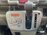 オートエアコンでいつでも室内は快適です。