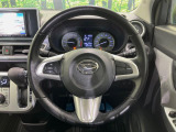 【純正革巻きステアリング】上質な革を使用することで、手にしっかり馴染みとても運転しやすいハンドルです♪