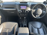 ラングラー アンリミテッド サハラ 4WD 本革シート