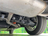 お車を安心してお乗りいただく為には、足回りの定期点検が欠かせません。サービスサポート(有償保証)では無料点検もご提供しており、安心のカーライフをお過ごしいただけるサポート体制が整っています。