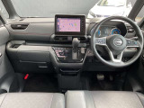 ◆◆◆運転席まわりはこのように機能的にまとまっています。