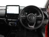 運転席廻りです。