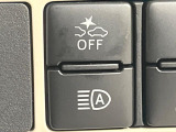 【スマートアシスト】走行中に前方の車両等を認識し、衝突しそうな時は警報とブレーキで衝突回避と被害軽減をアシスト。より安全にドライブをお楽しみいただけます。