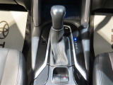 電動パーキングブレーキ付いております♪