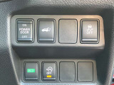 運転の右側コントロールパネル