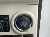 ドアの施錠・解錠、エンジン始動もスマートに。