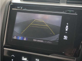◆リアワイドカメラシステム◆3種類の表示で後方確認をサポート♪セレクトレバーを「R」の位置に入れるとカメラ画像に切り替え。ノーマルビューでは従来のリアカメラと同様の標準的なビューで表示します!
