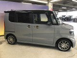 エンジンルーム、室内、クリーニング済みです。厳選したお車を屋内展示場にて展示中☆車両品質には自信がございます!ぜひ一度ご来店ください!!