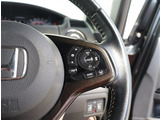 【車屋】として、長く車業界に従事した経験豊富なスタッフが多数在籍しております。