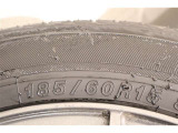 185/60R15    車両装着タイヤサイズです。 タイヤのご相談も石川トヨペットカローラにお任せください