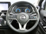 ちょうどいい大きさのハンドルです♪スイスイ運転できますよ♪