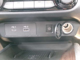 USB、タイプC、ソケット接続可能です。