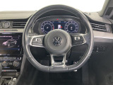 良い意味でVWらしくないArteon。ファミリーカーの枠を超越したデザイン、最新の装備を皆様に。