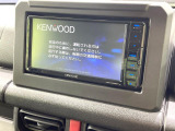 【ナビゲーション】目的地までしっかり案内してくれる使いやすいナビ。Bluetooth接続すればお持ちのスマホやMP3プレイヤーの音楽を再生可能!毎日の運転がさらに楽しくなります!!