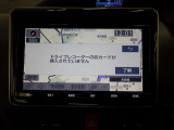 見方が分からないときは、どんなことでも中古車選びのプロであるスタッフにおたずねください。