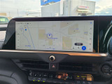いまや必須装備「ナビゲーション」搭載!知らない場所に、スイスイッとドライブ。なんて便利な機能でしょうか?もう、これなしではハンドルを握れませんね!でも、運転中の操作は危険ですのでご注意ですね☆