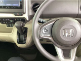 便利なステアリングスイッチも装備!運転中のオーディオ操作も安心です☆彡