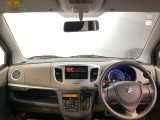 視界が広く運転しやすいように設計されています。