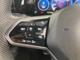 ◆クルーズコントロールにレーダーセンサーを組み合わせ、先行車を測定し設定されたスピードを上限に自動で加減速を行います。一定の車間距離を維持することで、長距離走行でのドライバーの疲労を低減させます。