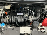技術が詰まったエンジンルームもご覧の通りピカピカにクリーニング済みです。ハイブリッドなのでお財布にも環境にも優しいです。
