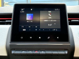 マルチファンクションタッチスクリーンは Android AutoとApple CarPlayに対応。googleなどのアプリによるナビゲーション等、多彩なメディアをお愉しみいただけます。
