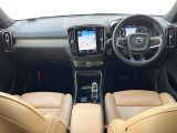 XC40 B4 AWD インスクリプション 4WD 