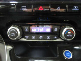 オートエアコンでお好みの温度になり、運転に集中できます。