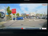 日産オリジナルドライブレコーダー(フロント+室内)搭載しております。車室内カメラで車内および車側面を撮影。走行中の幅寄せ対策や後方撮影にも対応しております。