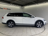 ご購入時はもちろん、定期点検や車検、万が一のトラブルの際も安心してお任せいただけるよう体制を整えております。当店にてご購入いただいていないお車のご入庫も受け付けております。遠慮なくご相談下さい。
