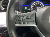【ステアリングスイッチ】運転中に前方から目線をそらすことなくオーディオ等の操作が可能な便利機能!安心&快適なドライブを演出してくれます。