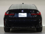 BMWのお車は、走行の安定性とコーナリングの良さを追求し、思い通りにハンドルの操作可能です。試乗車もご用意しておりますので、ぜひ&ldquo;駆け抜ける歓びをご体感ください!